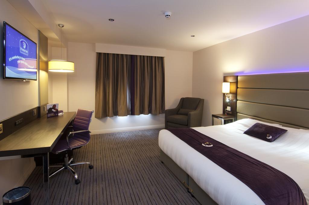Premier Inn London Croydon West - Purley A23 部屋 写真