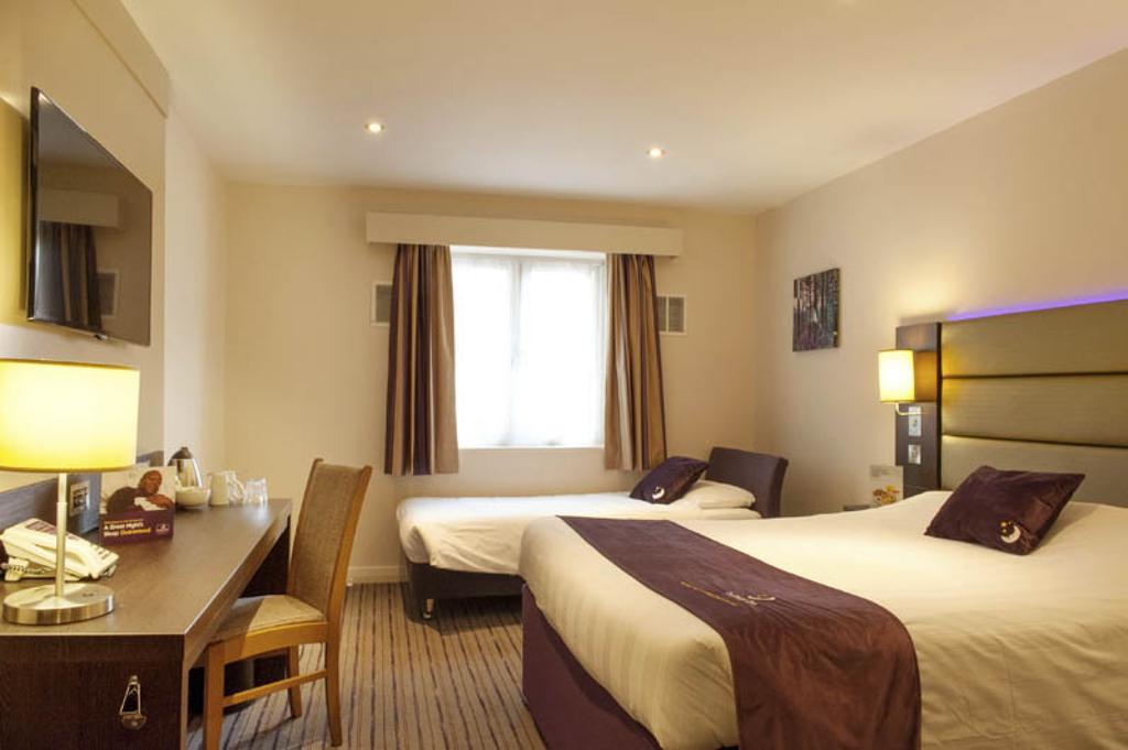 Premier Inn London Croydon West - Purley A23 部屋 写真