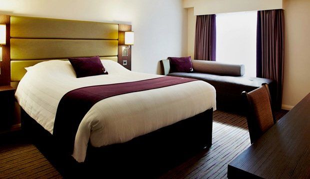 Premier Inn London Croydon West - Purley A23 エクステリア 写真